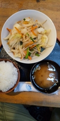 男爵、メークイ...