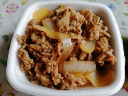 今日のお昼は家...