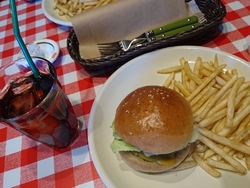 ハンバーガーが...
