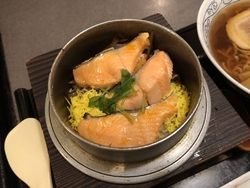 家族で夕食に行...