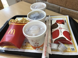 買い物途中に、...