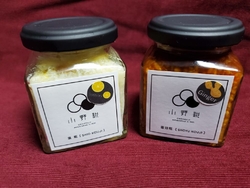 お隣でランチし...