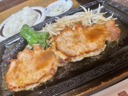 ここの肉料理は...
