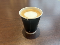 「カフェラテ」...