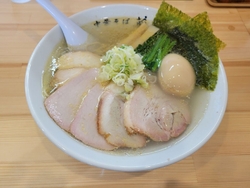 県北には白河ラ...
