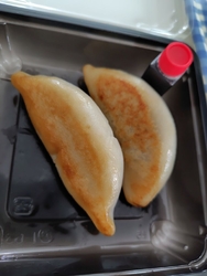 餃子みたいな和...