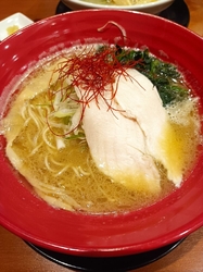 鶏白湯ラーメン...