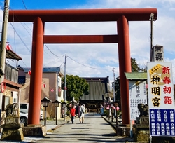 提灯が連なって...