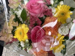 お祝いに籠花を...