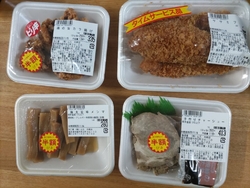 お店の前を通っ...