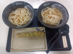 娘と夕方買物を...