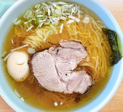 煮玉子ラーメン...