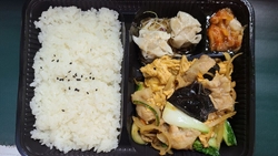 早速またお昼に...