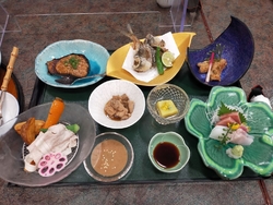 ランチの懐石料...