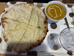 ランチに食べに...