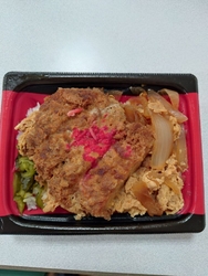またまた、お昼...