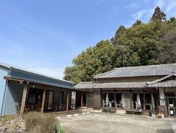 以前はパンだけ...