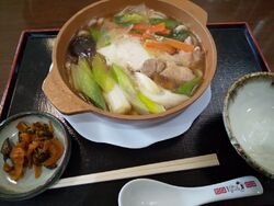 なべ焼きうどん...