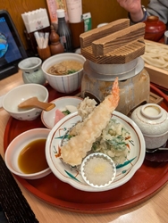 いつもケンミン...