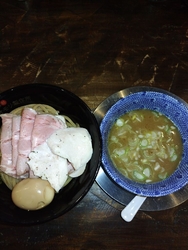 キャンプ場から...