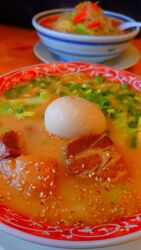 私は角煮ラーメ...
