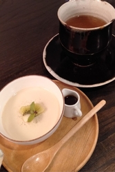 プリンと季節の...