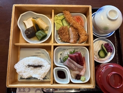 ランチに伺いま...