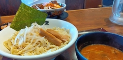 土日は混雑覚悟...