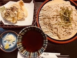 鬼怒川温泉駅前...