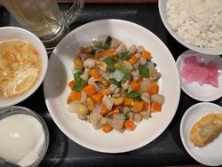 何を食べても美...