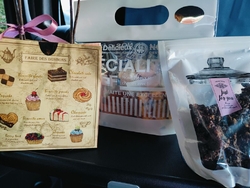 贈り物を探しに...