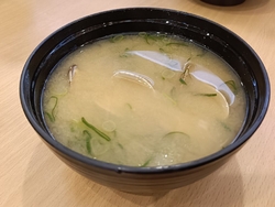 週末で混んでい...