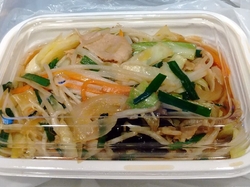 肉野菜炒め80...