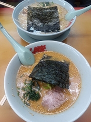 濃厚なラーメン...