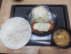 タルタルチキン...