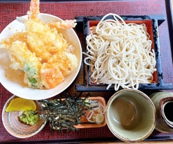 平日お昼に通り...