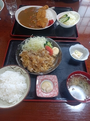 久々にお昼に訪...