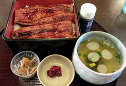 土曜お昼過ぎに...