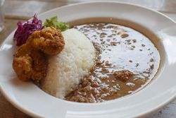 友人とランチに...