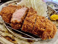 肉をガツンと食...