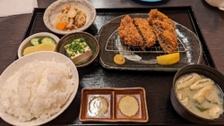 メンチカツ定食...