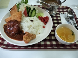 レトロな外観、...