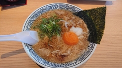 お昼を食べに伺...