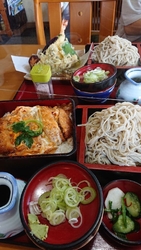 カツ丼が食べた...