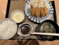 カキフライの季...