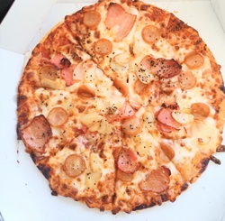 ピザとポテトを...