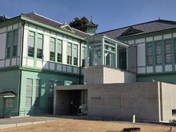 栃木市立美術館...