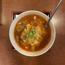 カルビラーメン...