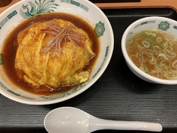 「天津飯（スー...