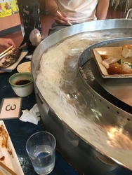 隣りの釣り堀で...